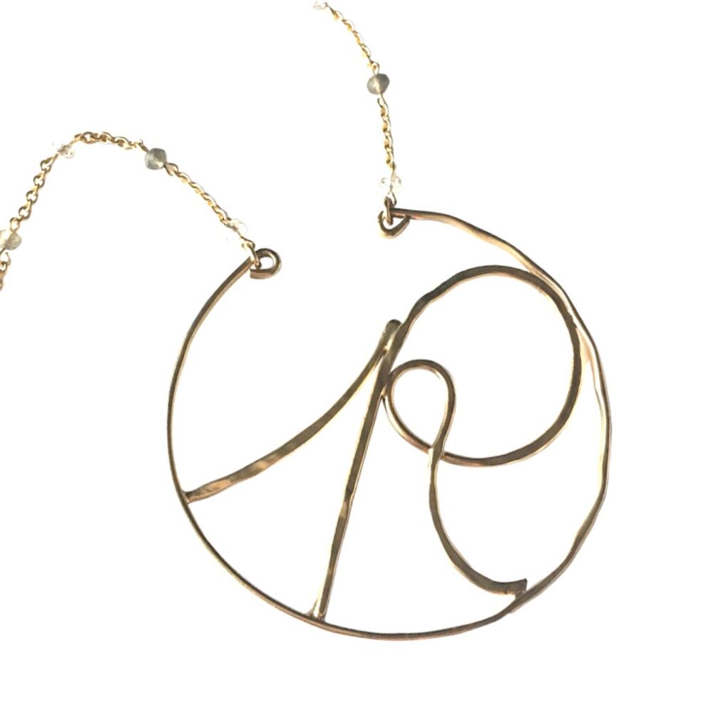 Cursive R openwork gold-tone necklace